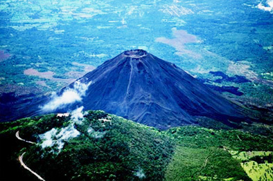 el salvador volunteering,central america volunteer, el salvador education volunteering project, retojuvenil internacional